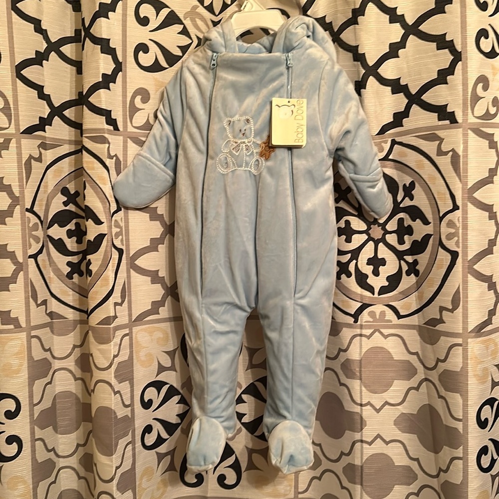 NWT extra soft, blue, baby bunting